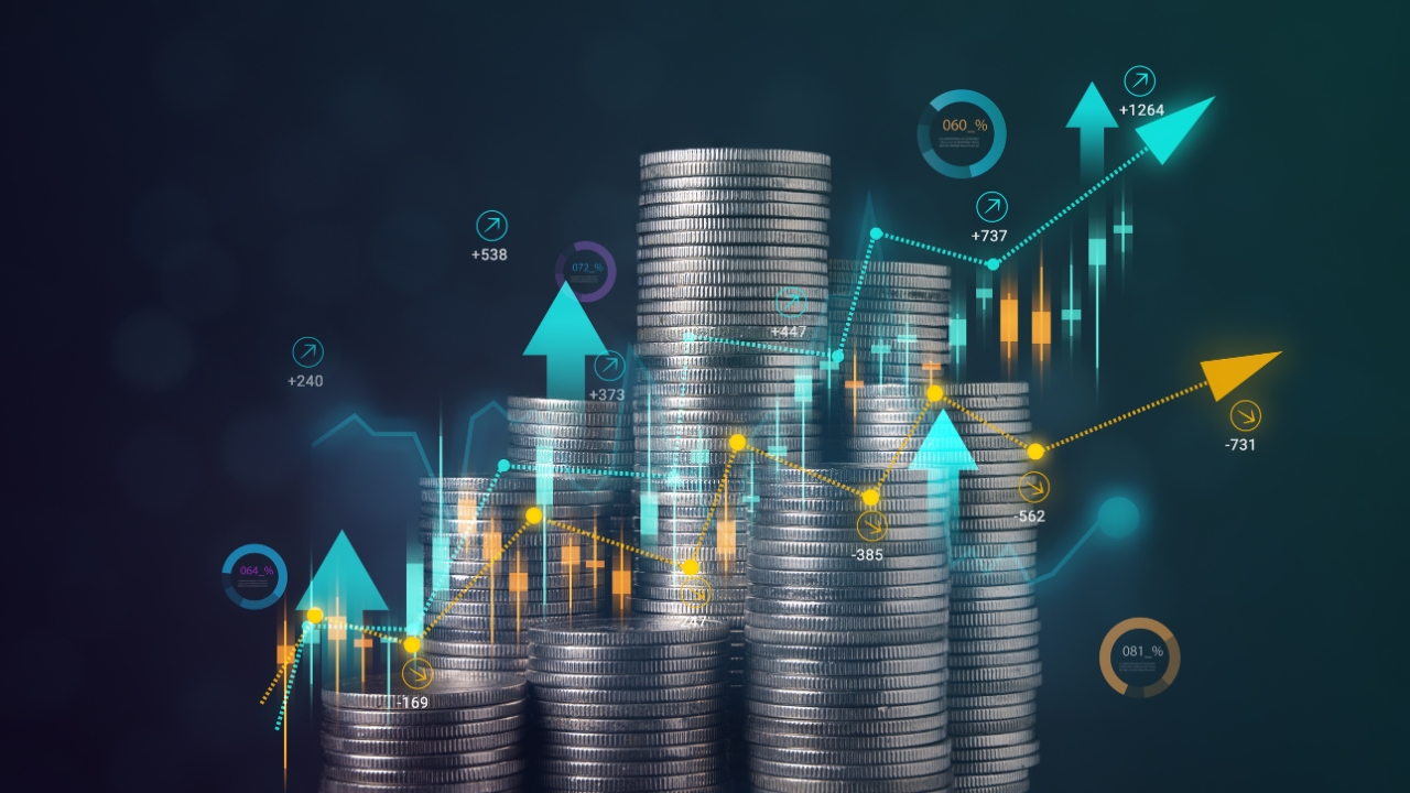 Grafikon rasta prihoda prikazan kroz naslagane kovanice i strelice koje idu naviše